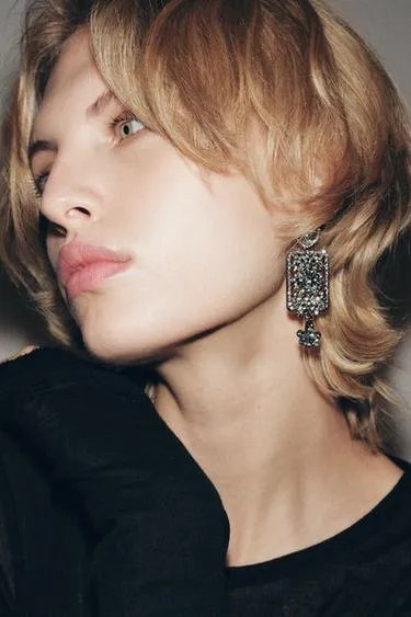 Серьги со стразами