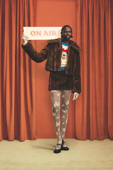 Zara Укороченная куртка из искусственного меха HARRY LAMBERT FOR ZARA X DISNEY