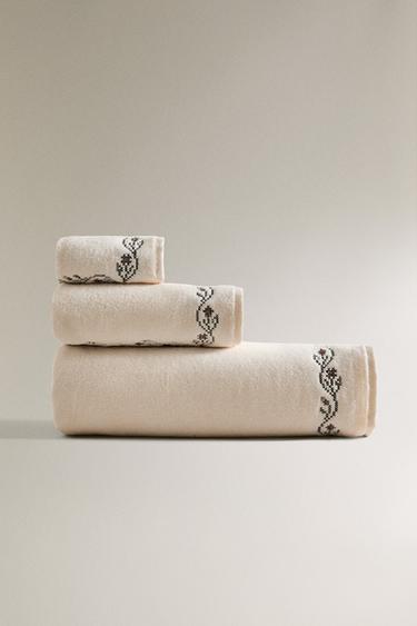 Zara Рушник с вышивкой крестиком