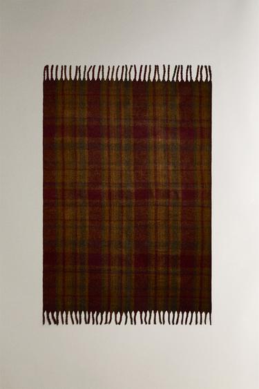 Zara Плед с мягким рисунком и бахромой