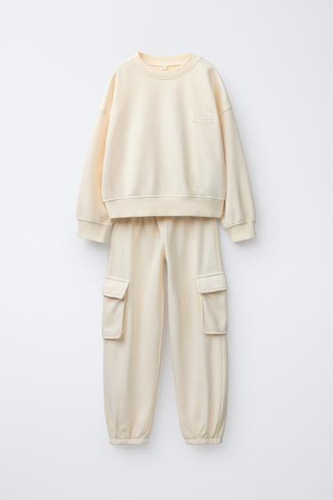 Zara Комплект из толстовки и брюк-джоггеров карго с нашивкой