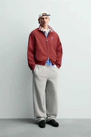 Техническая куртка с нашивками CHAMPION ® X ZARA