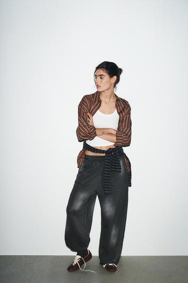 Zara Брюки из мягкой ткани с эффектом потертости и дырами