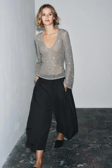 Вязаный топ с бусинами- Заказать в России