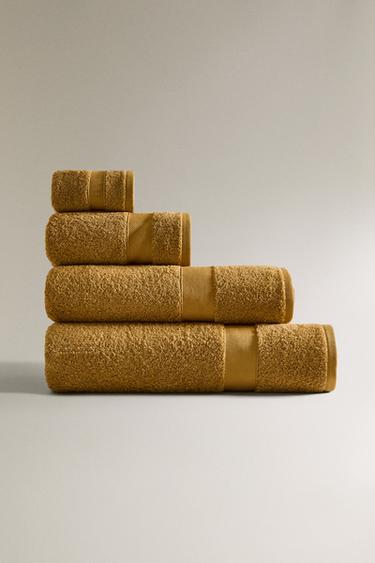 Zara Полотенце из премиального хлопка (600 г/м²) купить с доставкой.