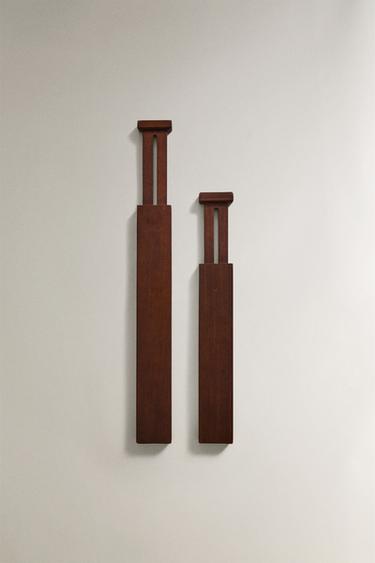 Zara Расширяемый деревянный перегородчатый шкаф купить с доставкой.