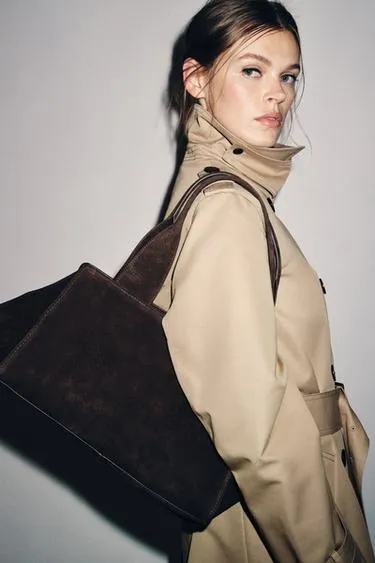 Замшевая сумка с двойной ручкой