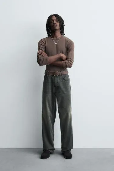 Джинсы BAGGY FIT с перекрученным швом- Заказать в России