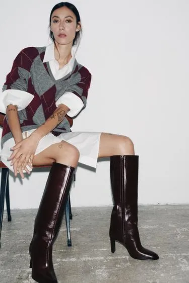 Кожаные сапоги на широком каблуке- Заказать в России