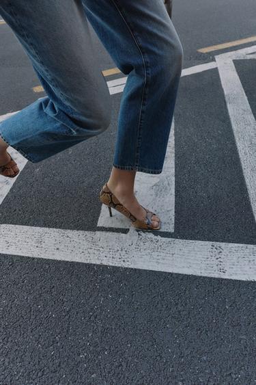 Zara Туфли с анималистическим принтом и открытым носком