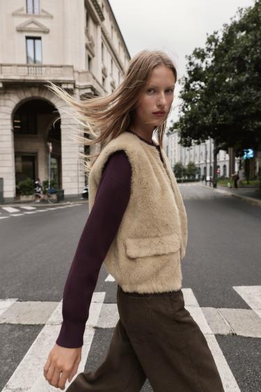 Zara Жилет из искусственного меха на молнии