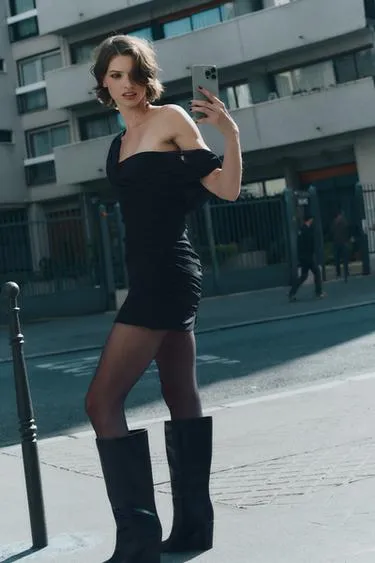 Короткое платье из сетчатой ткани со стразами- Заказать в России