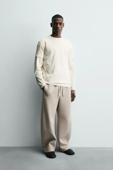 Футболка с объемным текстом