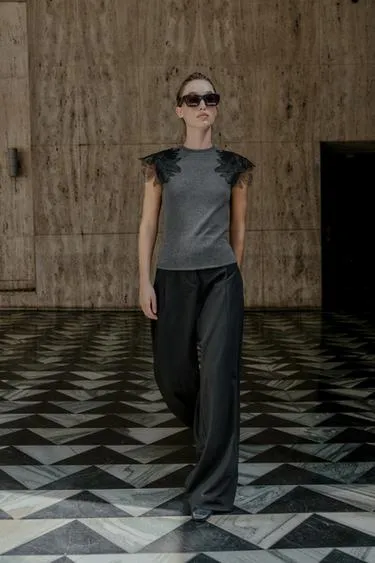 Топ с цветочным узором из рубчика- Заказать в России