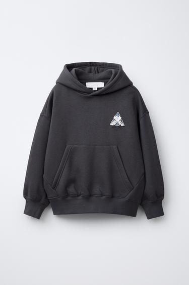 Zara Худи с рельефным принтом