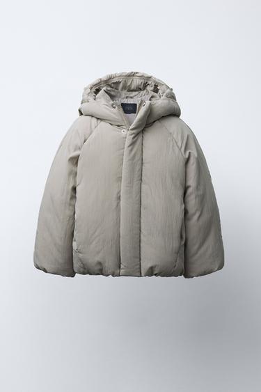 Zara Стеганое пальто с капюшоном и рельефным логотипом