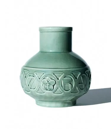 Керамическая ваза LESLIE ZHANG- Заказать в России