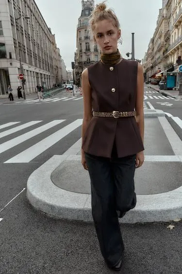 Жилет с поясом