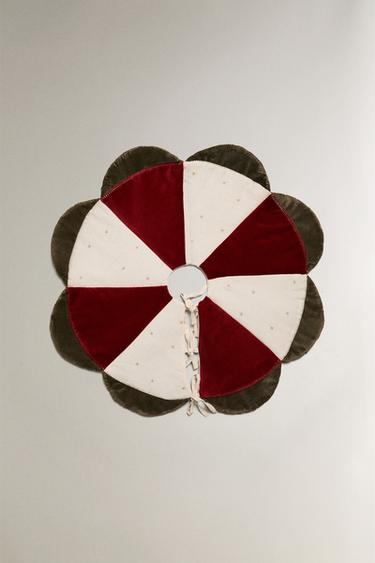 Zara Велюровое новогоднее украшение для основания ёлки