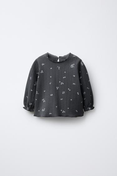 Zara Футболка с цветочным принтом