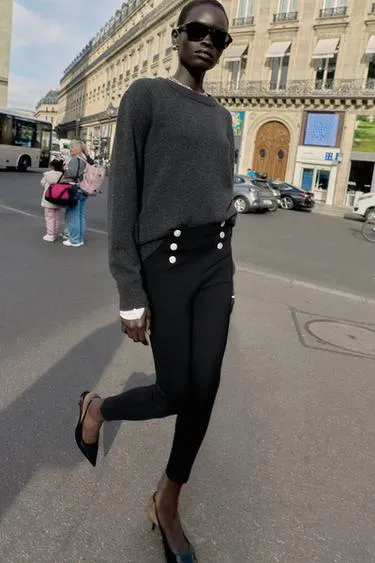 Легинсы с декоративными пуговицами- Заказать в России