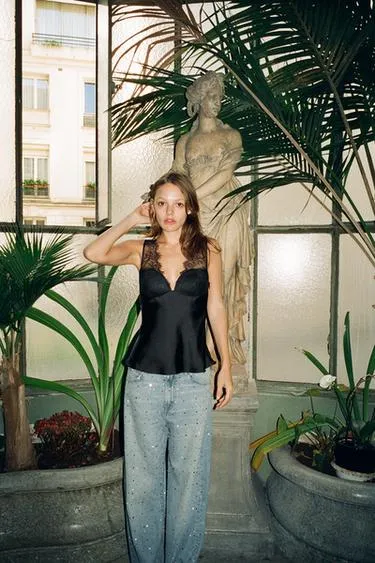 Атласный топ с кружевом- Заказать в России