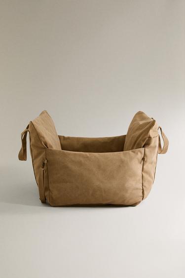 Zara Автомобильная кровать для животных