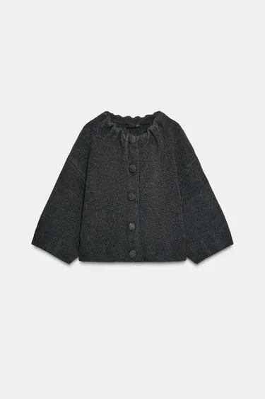 Короткое пальто из смесовой шерсти с воротником на сборках- Заказать в России