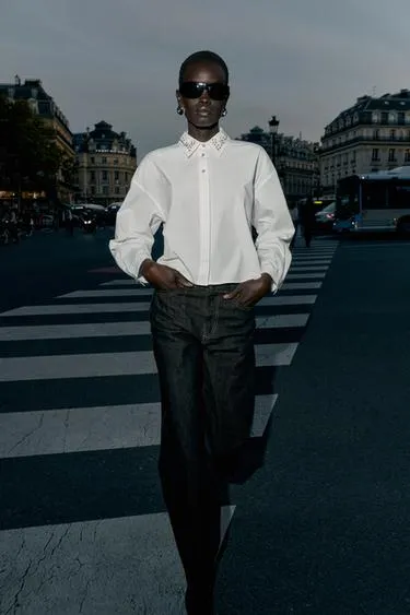 Рубашка из поплина с бусинами и стразами- Заказать в России