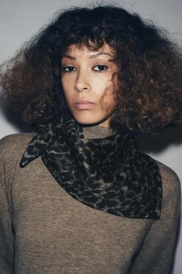 Бандана с анималистическим принтом и шерстью- Заказать в России