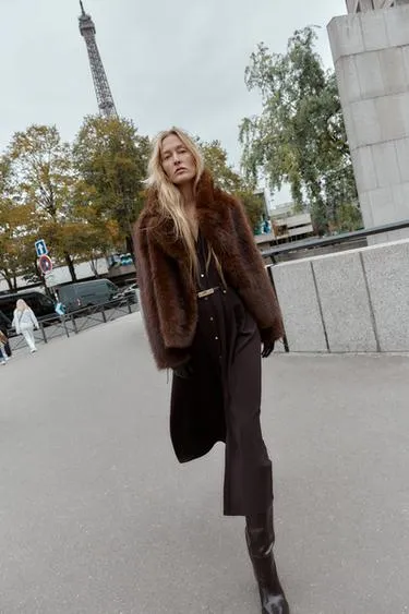 Платье-рубашка миди с поясом