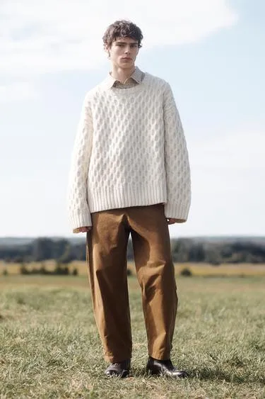 Джемпер в геометрическом дизайне LIMITED EDITION- Заказать в России