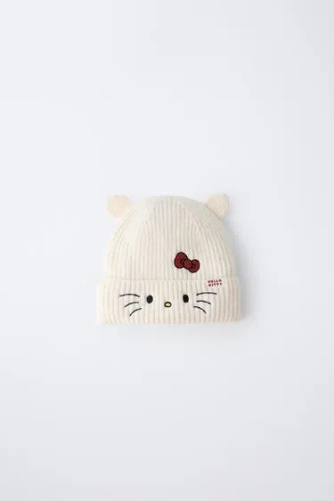 Шапка из трикотажа HELLO KITTY © SANRIO