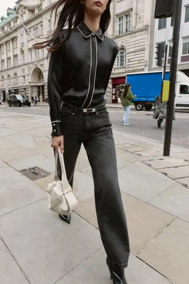 Атласная рубашка оверсайз с контрастной отделкой- Заказать в России