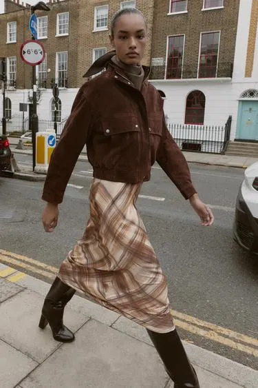 Атласная юбка миди- Заказать в России