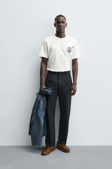 Футболка с нашивкой «кролик»- Заказать в России