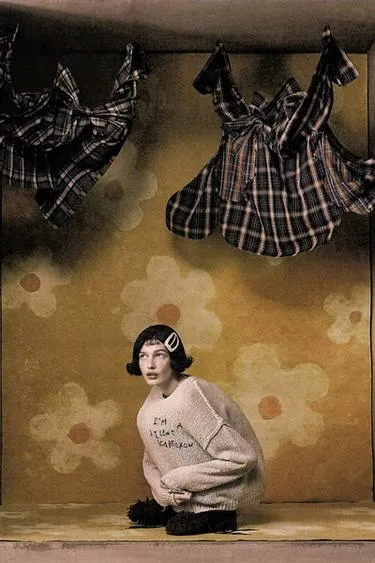 Джемпер из шерсти с вышитым текстом- Заказать в России