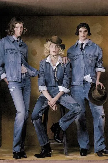 Рубашка из джинсы TRF с эффектом выцветания и порванными участками