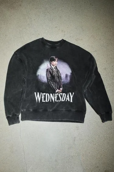 Футболка с эффектом потертости WEDNESDAY©- Заказать в России