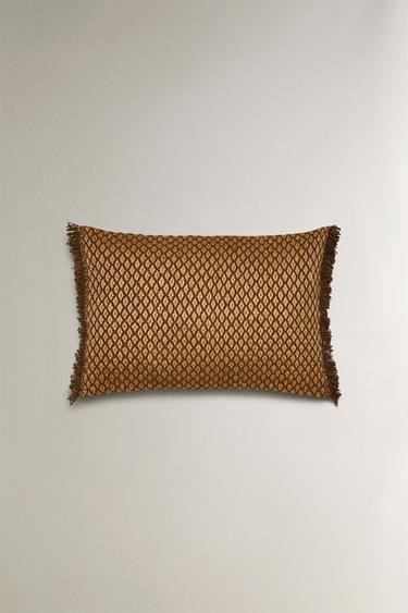 Zara Наволочка в стиле шеврон