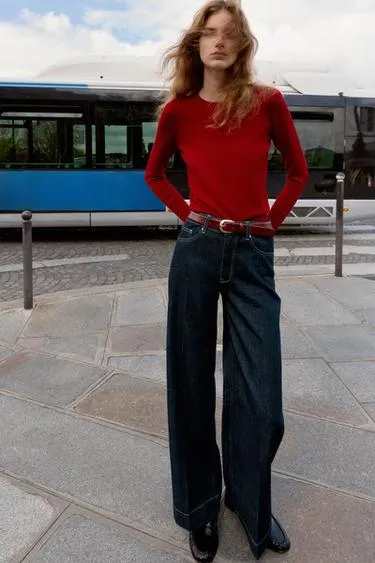 Базовый однотонный свитер