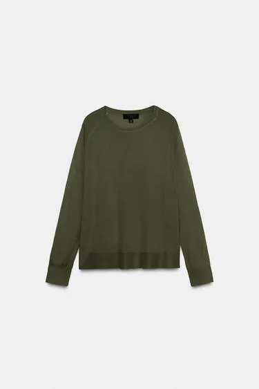 Тонкий трикотажный джемпер