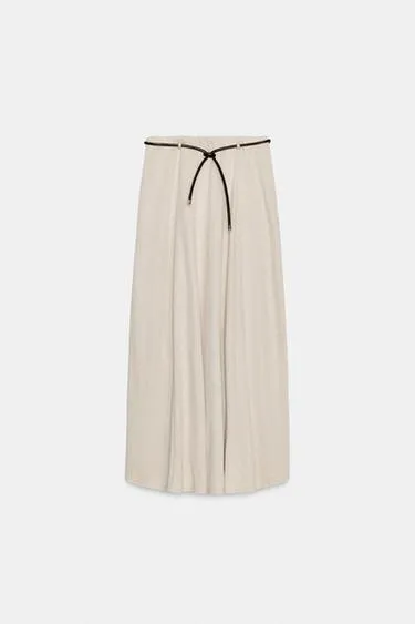 Трикотажная юбка с ремнем