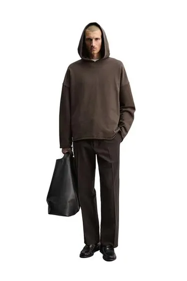 Худи свободного кроя с капюшоном