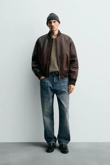 Бомбер из вощеной кожи