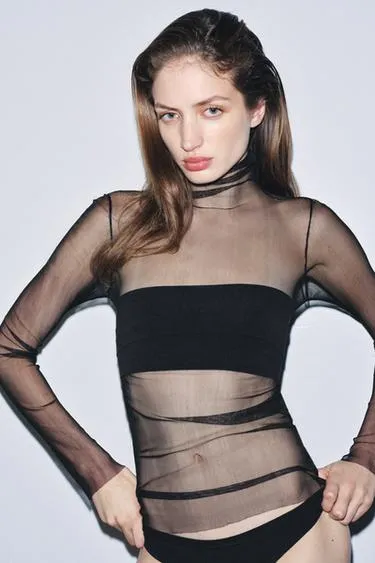 Топ из 100% шелка