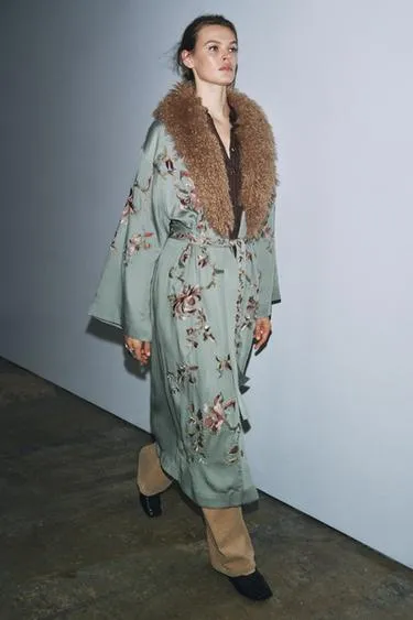 Кимоно с воротником из искусственного меха — ZW COLLECTION LIMITED EDITION- Заказать в России