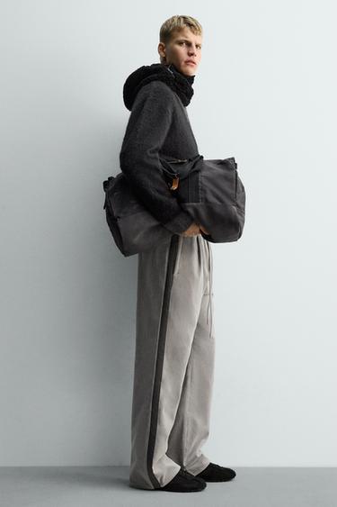 Zara Сумка-торба из ткани с деталями из овечьей шкуры ZARA купить с доставкой.
