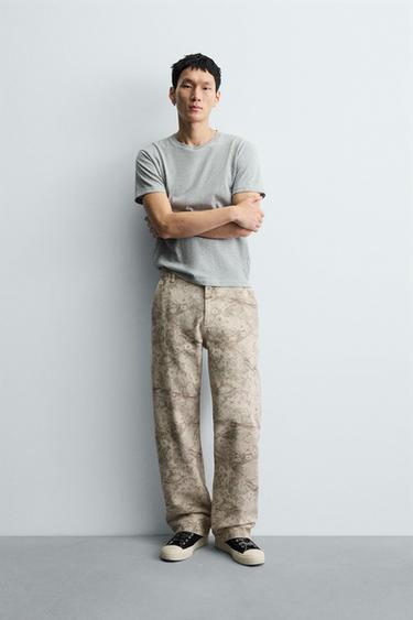 Zara Багги-брюки с абстрактным принтом