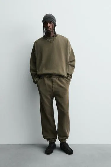 Брюки RELAXED FIT с эффектом потертости